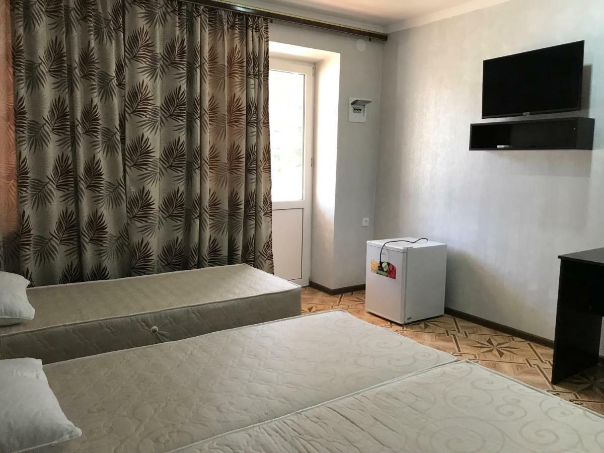 Ainar Hotel Gagra Kültér fotó